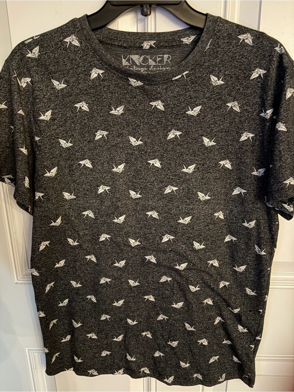 KNNICKER Men's Dark Gray Origami Print Short Sleeve Tee